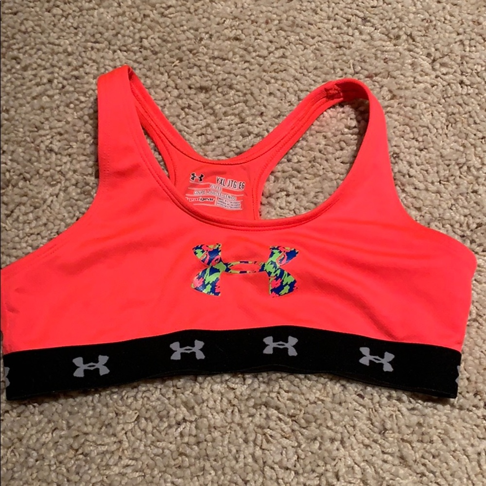 Sports bra